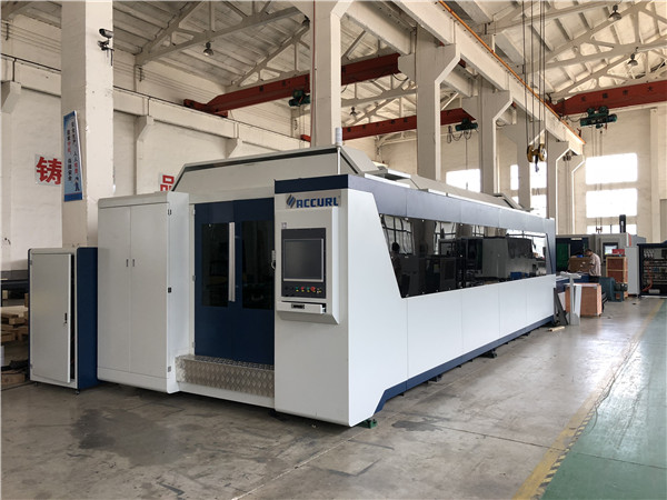 අධි බලයෙන් 3015 6000W ඇලුමිනියම් තහඩුවක් CNC මිනි ෆයිබර් ලේසර් කපන යන්ත්ර මිල
